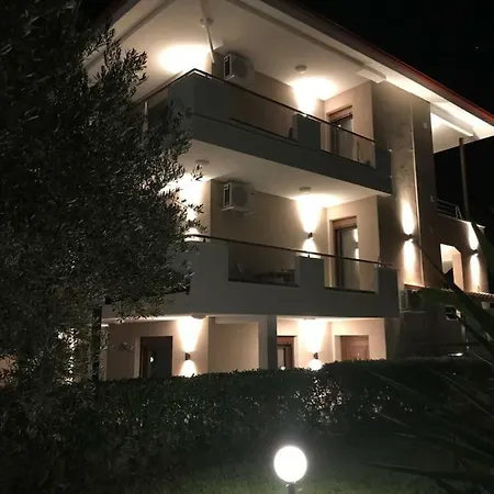 Villa Diamantis Apartments Hanioti Buitenkant foto